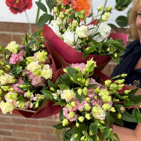 Flower of the Week   Summer Handtied