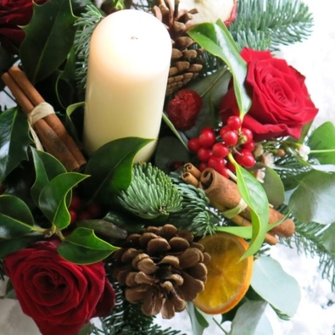 Seasonal Table Arrangments