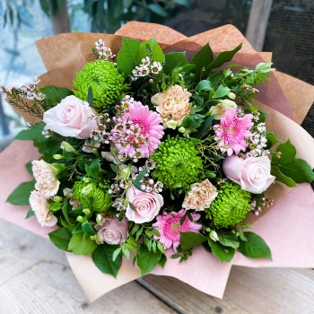 Pink Flowers fro Mother's Day Gift in Darlington 